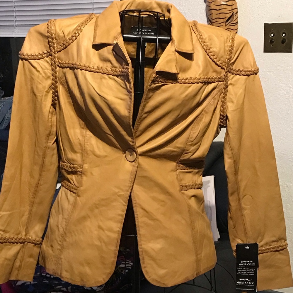 Montana company leather jacket NWT Color is cognac